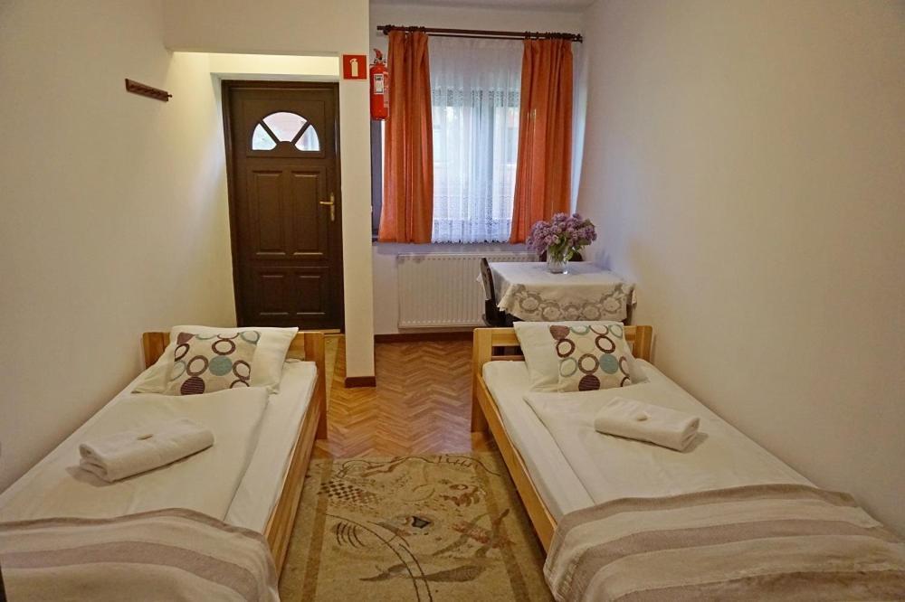 Osrodek Wczasowy Gron Placowka Exterior foto