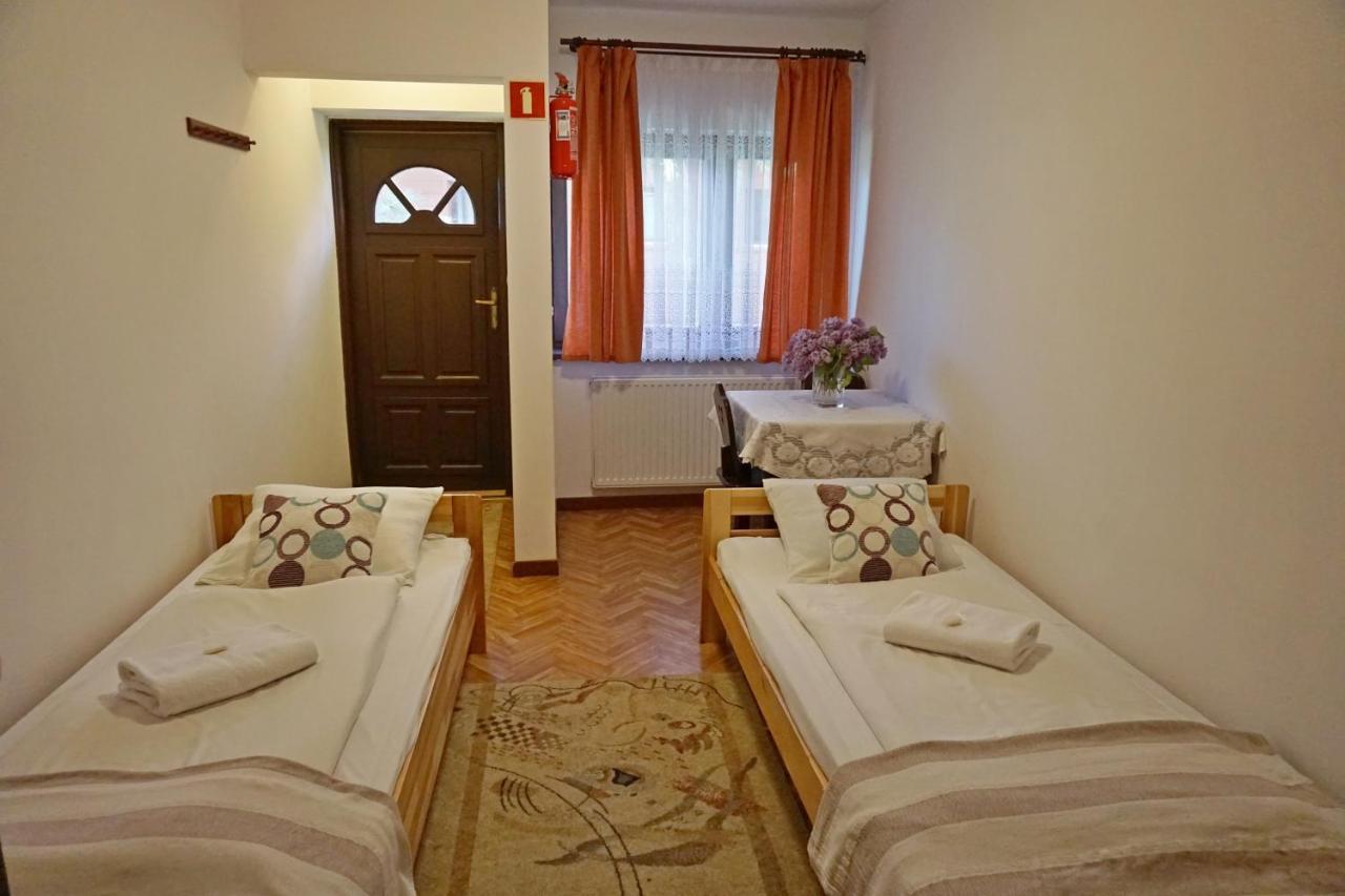 Osrodek Wczasowy Gron Placowka Exterior foto